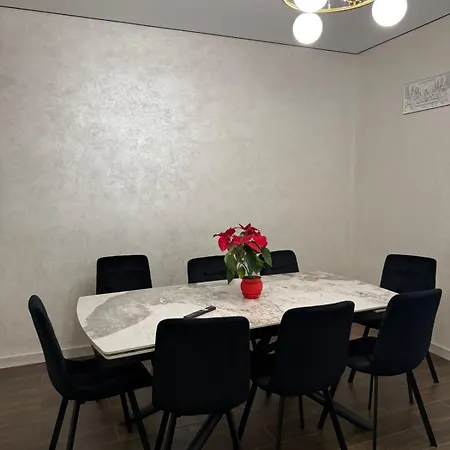 гарден Apartment